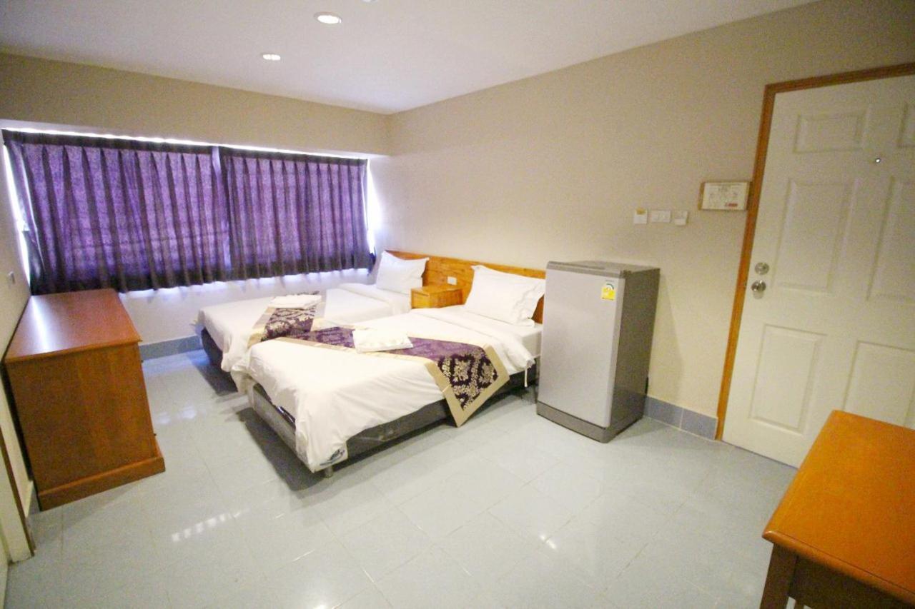 בנגקוק Lee Place Phatthanakan Condo מראה חיצוני תמונה