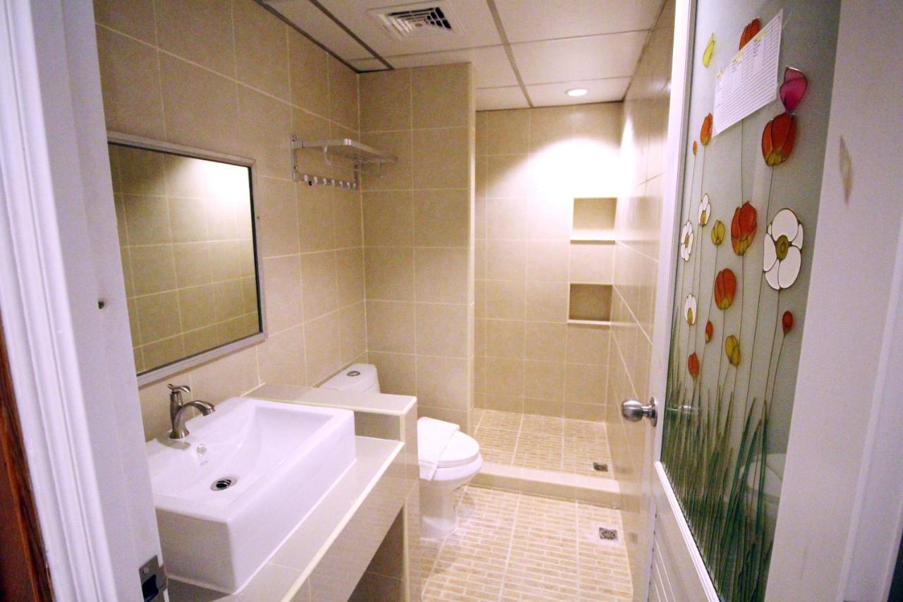 בנגקוק Lee Place Phatthanakan Condo מראה חיצוני תמונה