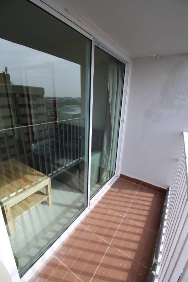 בנגקוק Lee Place Phatthanakan Condo מראה חיצוני תמונה